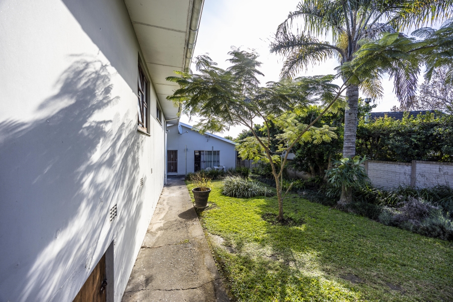 3 Bedroom Property for Sale in Beacon Bay North Eastern Cape